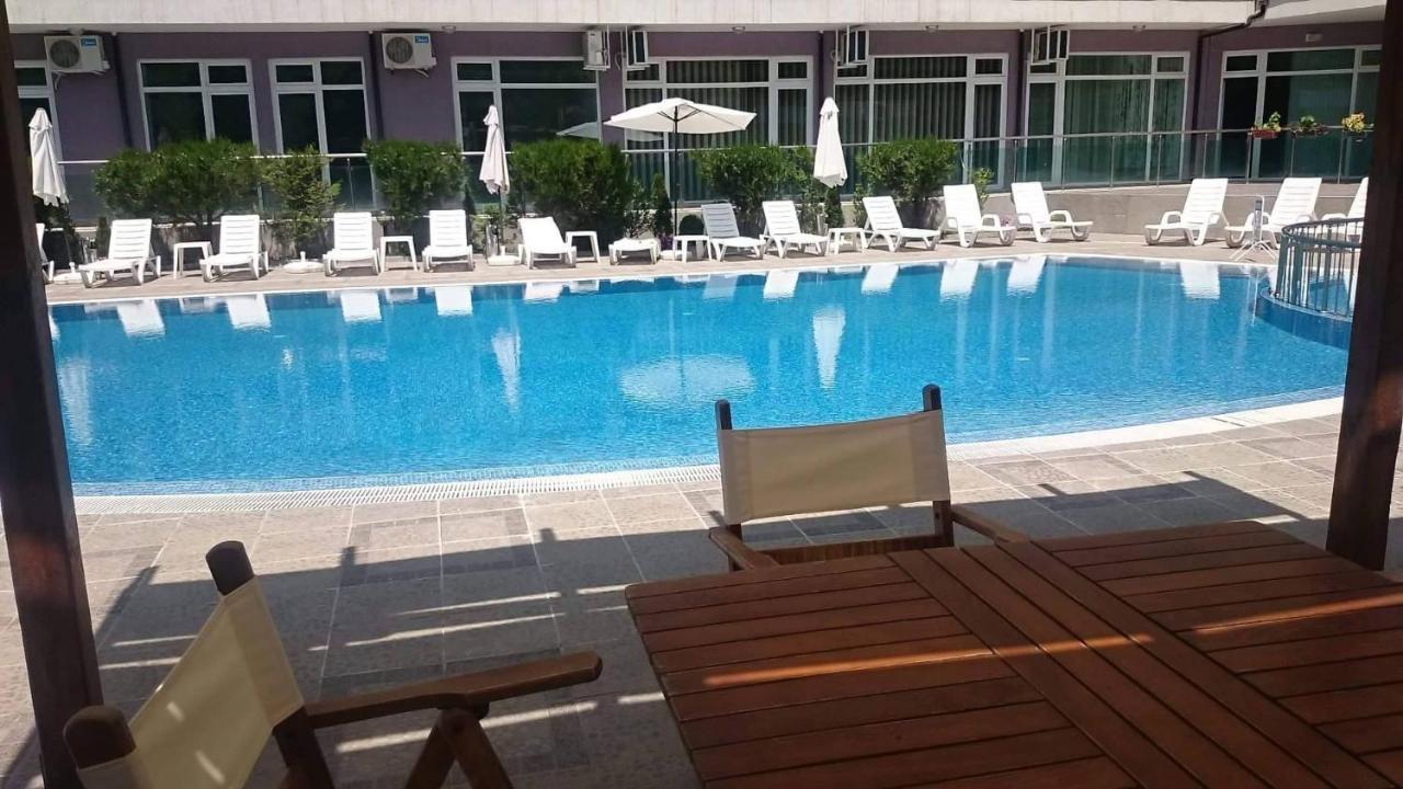 Family Apartments In Solmarin Sunny Beach Esterno foto
