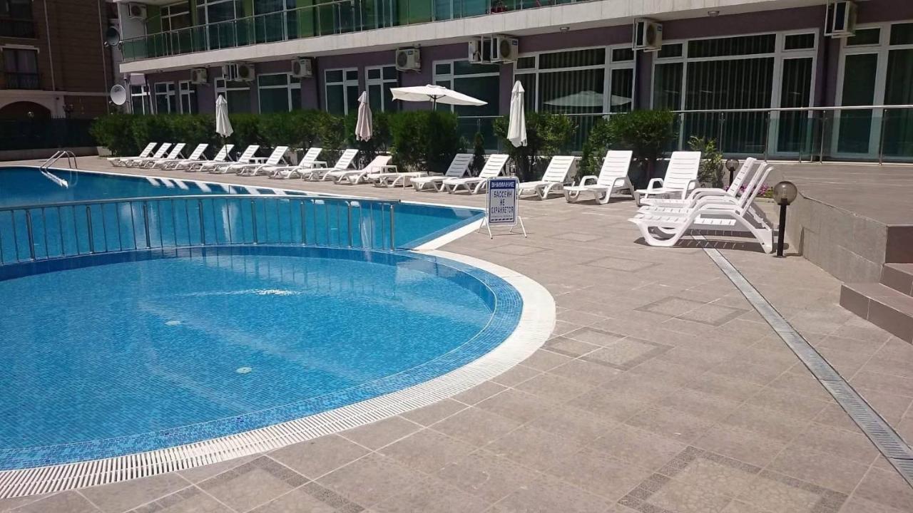 Family Apartments In Solmarin Sunny Beach Esterno foto