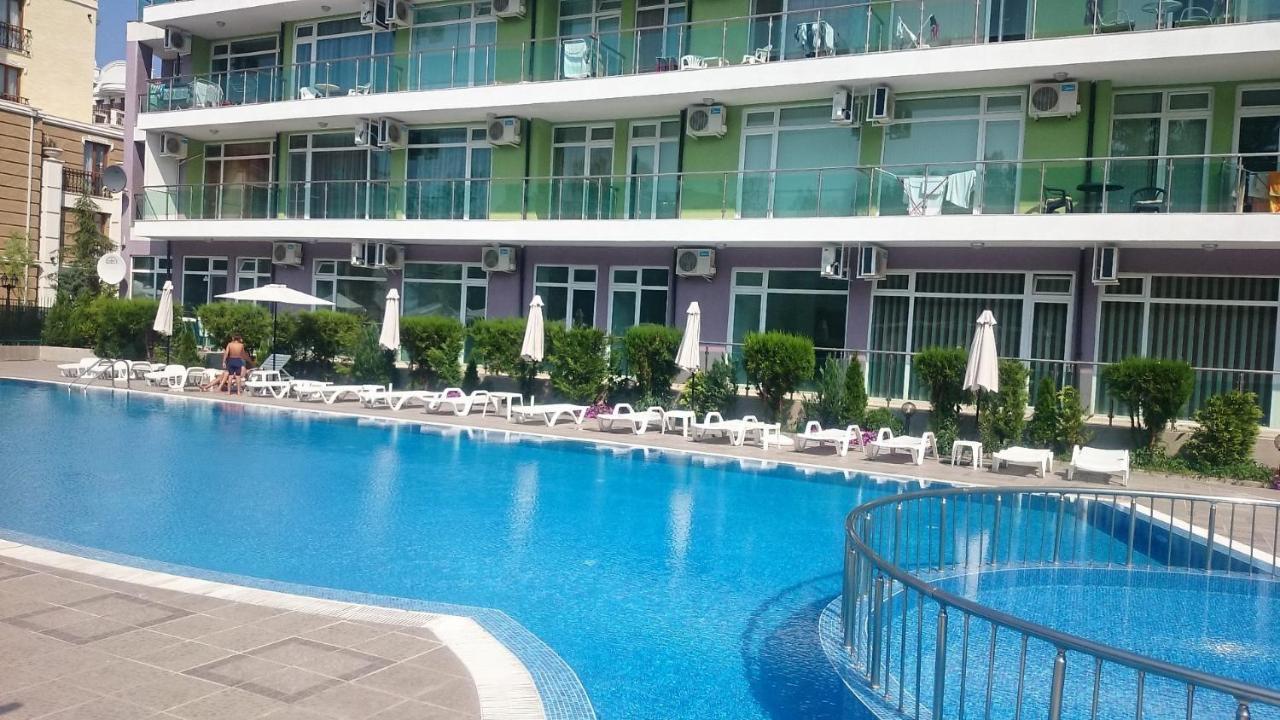 Family Apartments In Solmarin Sunny Beach Esterno foto