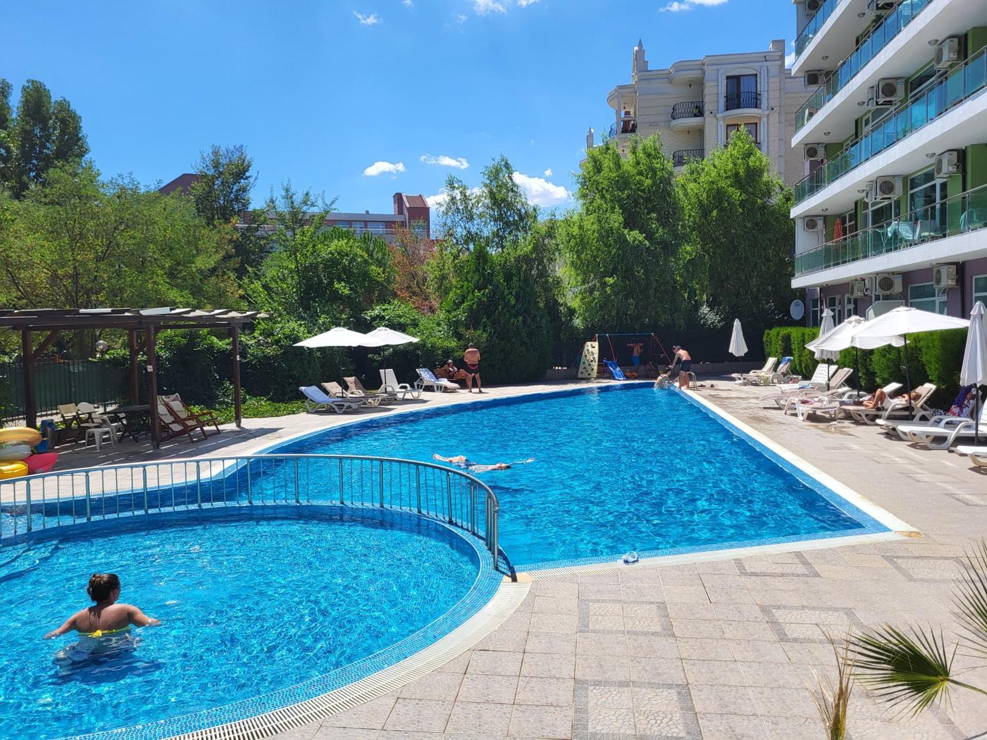Family Apartments In Solmarin Sunny Beach Esterno foto