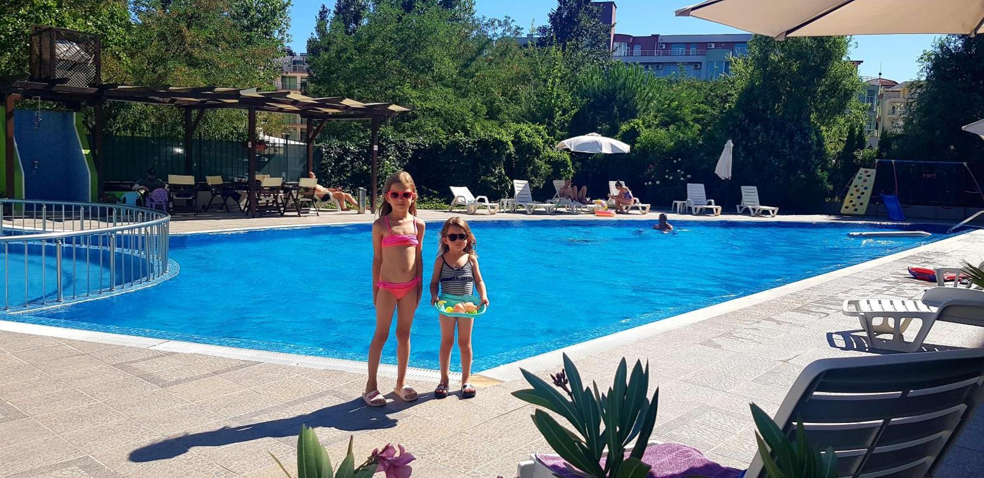 Family Apartments In Solmarin Sunny Beach Esterno foto