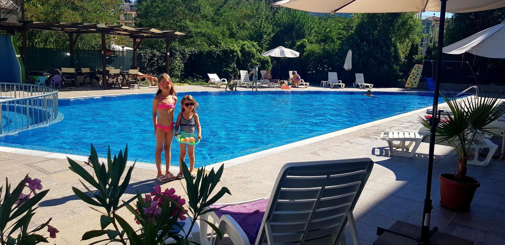 Family Apartments In Solmarin Sunny Beach Esterno foto
