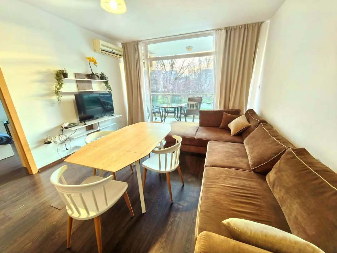Family Apartments In Solmarin Sunny Beach Esterno foto